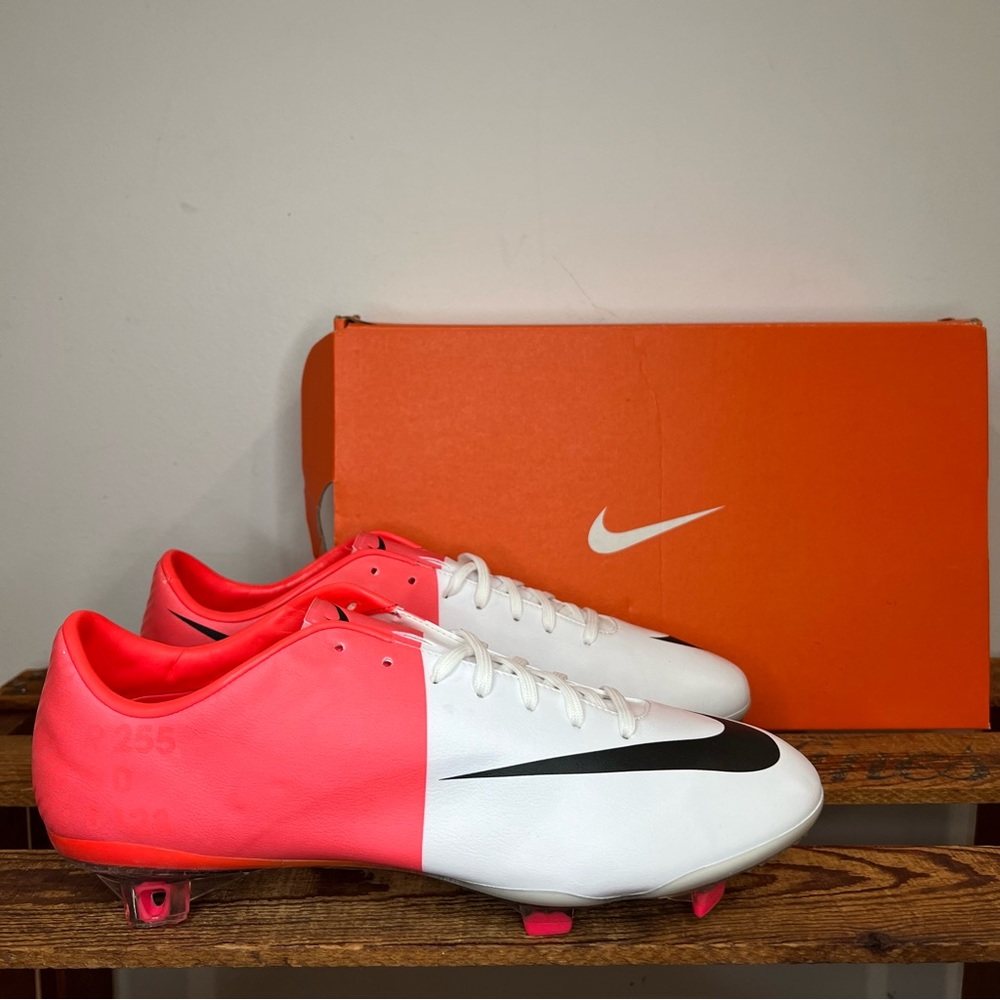 NEW Nike Mercurial Vapor VIII Clash Collection Solar Red Soccer Cleats Men’s 8.5